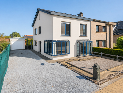                                         Woning te koop in Merelbeke, € 338.000
