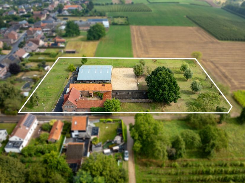 Huis te koop in ,
                    3730 Hoeselt