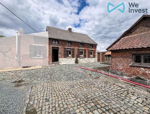                                        Ferme à vendre à Petit-Enghien, € 225.000
