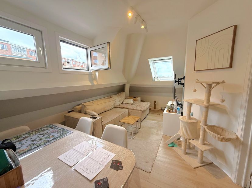 Appartement te huur in Rue Paul Hymans 14,
                    1030 Schaarbeek