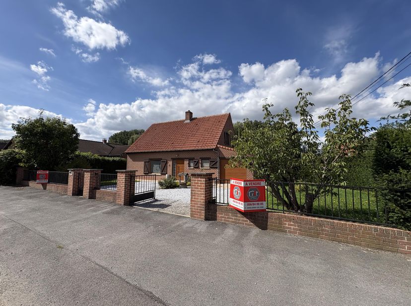 Huis te koop in ,
                    7503 Froyennes