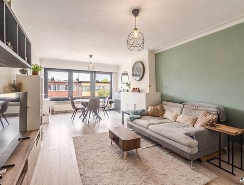                                         Appartement à vendre à Ekeren, € 235.000
