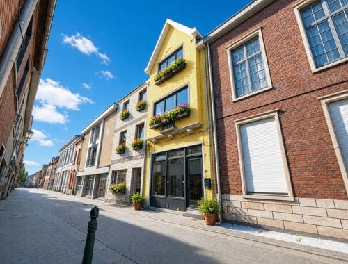                                         Woning te koop in Eeklo, € 335.000
