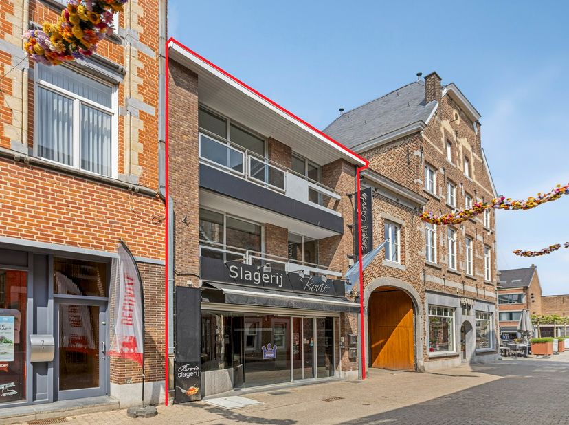 Bien professionnel à vendre à Sint-Truiderstraat 5,
                    3700 Tongeren