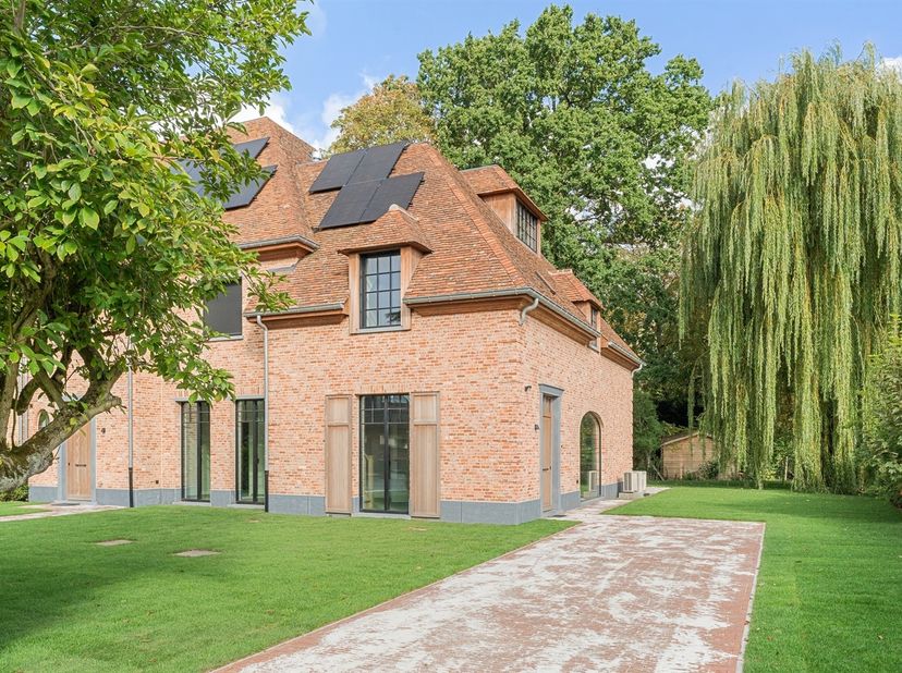 Huis te huur in Cyriel Buyssestraat 4,
                    9000 Gent