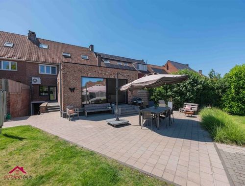                                         Woning te koop in Neeroeteren, € 395.000
