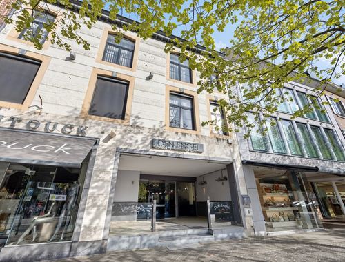                                        Rez-de-chaussée commercial à louer à Bilzen, € 3.250
