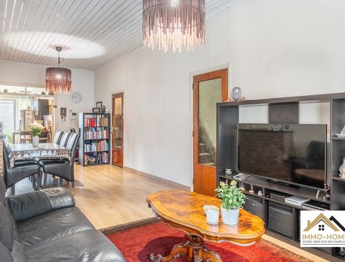                                         Bel-étage à vendre à Destelbergen, € 299.000
