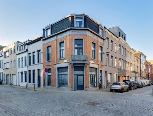                                         Woning te koop in Berchem, € 375.000
