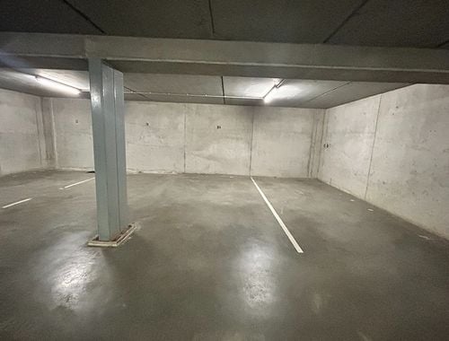                                         Garage te koop in Knokke, € 120.000
