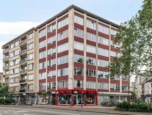                                         Rez-de-chaussée commercial à vendre à Antwerpen, € 220.000
