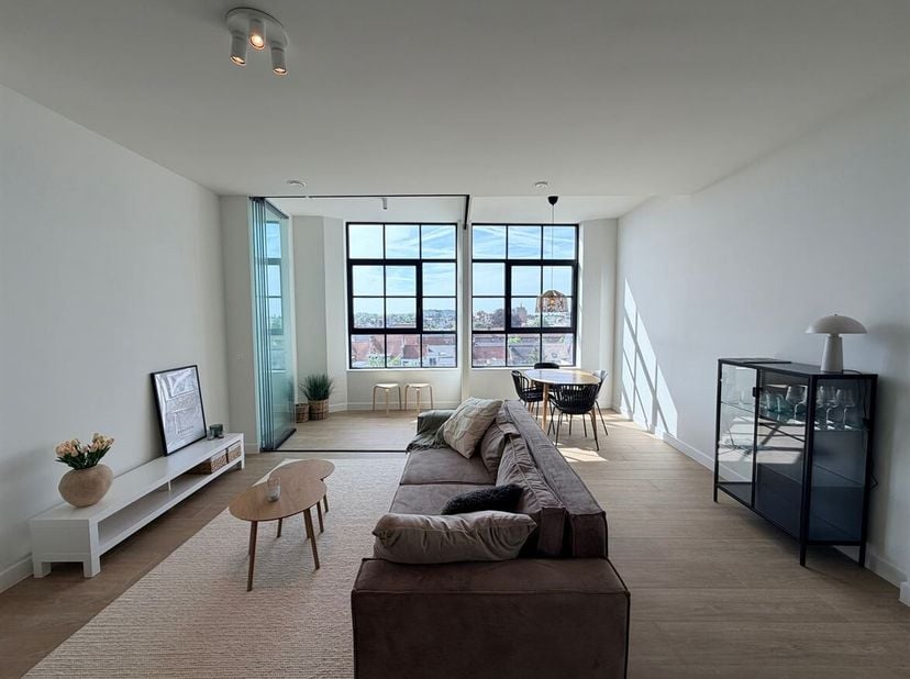 Instapklare gemeubelde studio met loftgevoel in Residentie Albert te huur!<br />
Ligging: Gelegen in het bruisende Oud-Berchem, dé hotspot van Antwerp