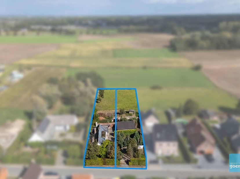 Te koop te Berlare! Perceel van bijna 15are! (linker gedeelte)<br />
Mogelijkheid om te bouwen aan 6% BTW na sloop-heropbouw. <br />
Deze grond heeft