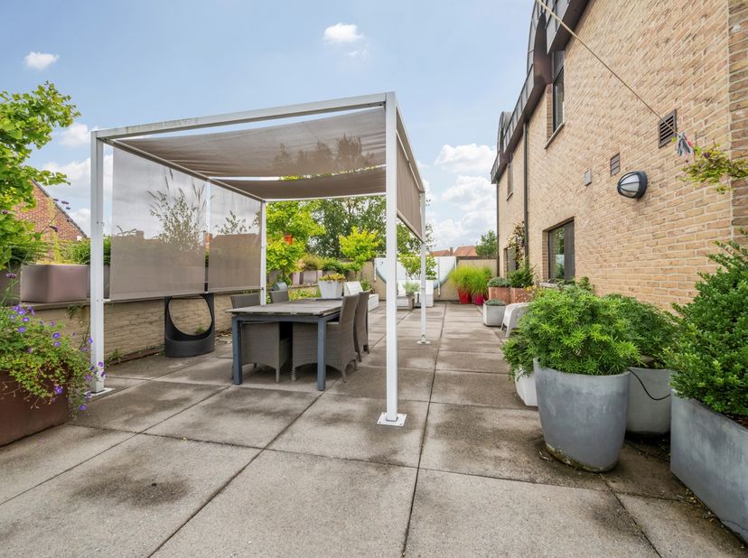 Maison à vendre à Gaston Roelandtsplein 16,
                    8310 Assebroek