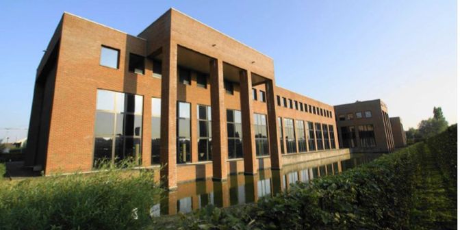 Bedrijfsvastgoed te huur in Ter Reigerie 11, 8800 Roeselare