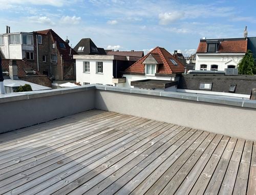                                         Kantoor te huur in Antwerpen, € 2.950
