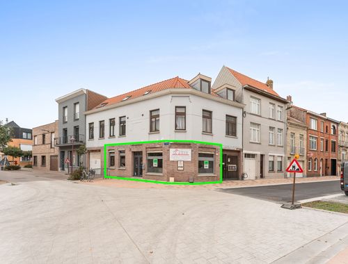                                         Commercieel Gebouw te koop in Blankenberge, € 165.000
