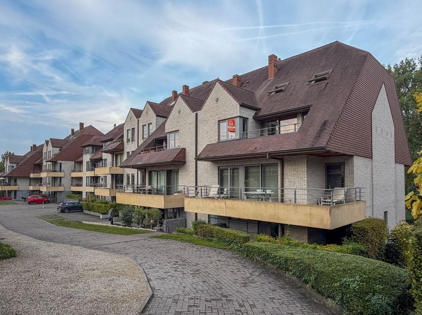 Appartement te koop in Ninovesteenweg 97A bus 22,
                    9320 Erembodegem