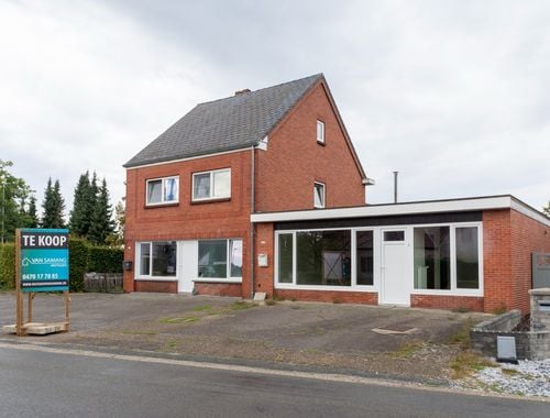                                         Woning te koop in Lommel, € 299.000
