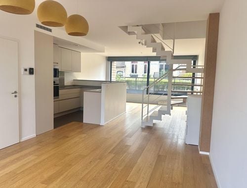                                         Duplex te huur in Sint-Gillis, € 1.900
