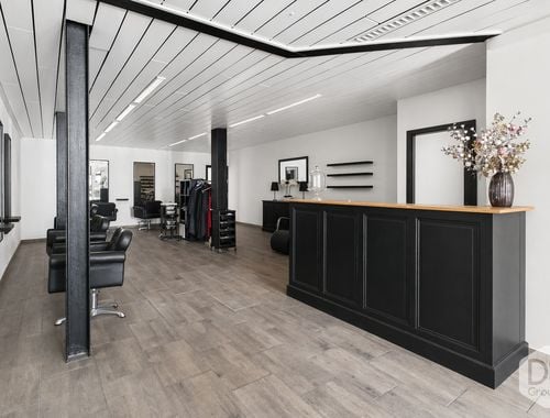                                         Commercieel Gebouw te koop in Antoing, € 129.000
