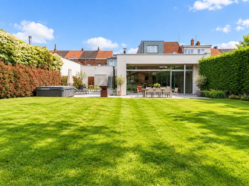 Huis te koop in ,
                    7700 Moeskroen