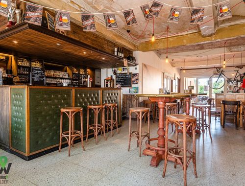                                         Horeca à vendre à Kaprijke, € 249.000

