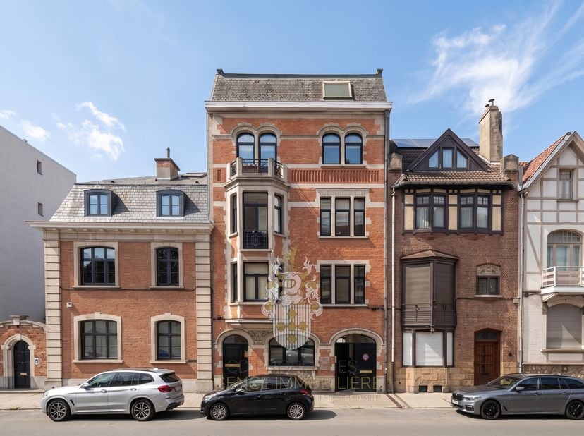 Appartement te koop in Rue Edith Cavell 63,
                    1180 Ukkel