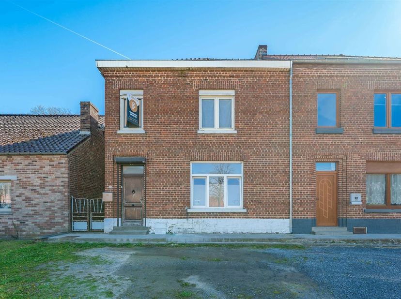 Huis te koop in ,
                    7387 Angre