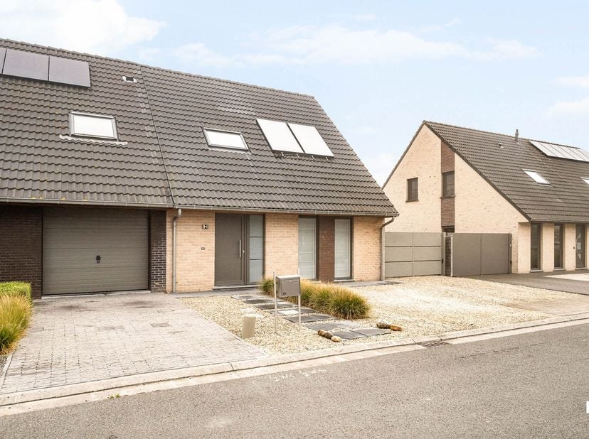 Maison à vendre à Tempeliersstraat 10,
                    8780 Oostrozebeke