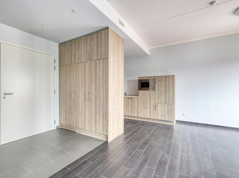 Zorgeloos wonen of beleggen in het centrum van Tienen?<br />
De site "De 2 Poorten" heeft een uitstekende ligging in een residentiële wijk in het stad