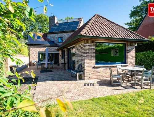                                         Woning te koop in Vinderhoute, € 649.000
