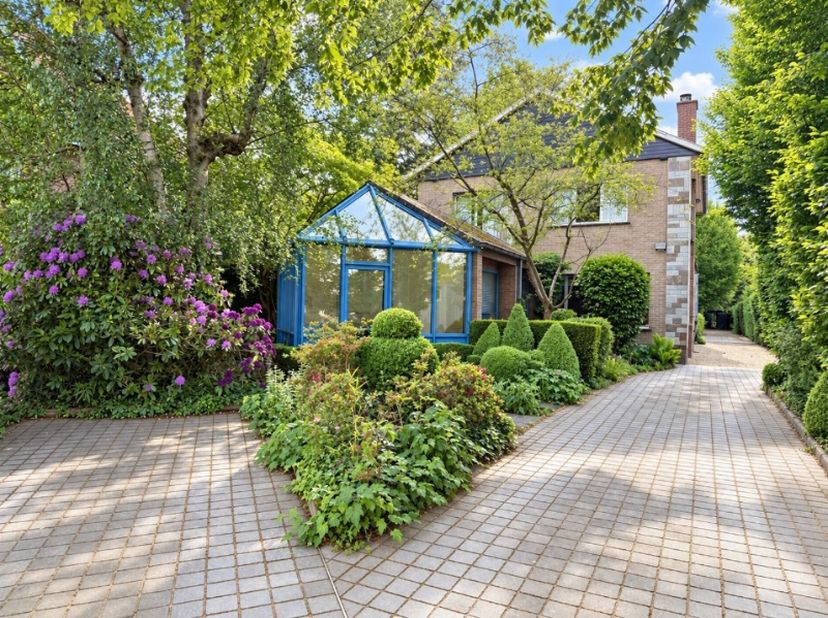 Huis te koop in Hundelgemsesteenweg 93,
                    9820 Merelbeke