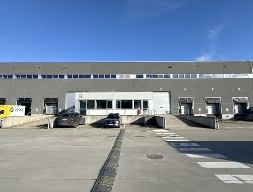                                         Bâtiment d’entreprise à louer à Sint-Niklaas, € 25.320,25
