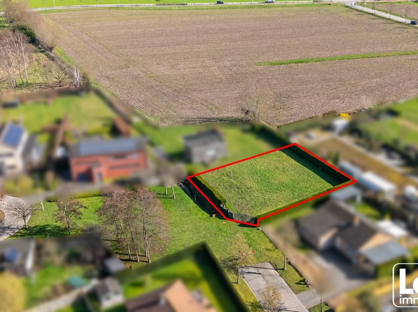 Grond te koop in Ommegangstraat 146,
                    9080 Lochristi