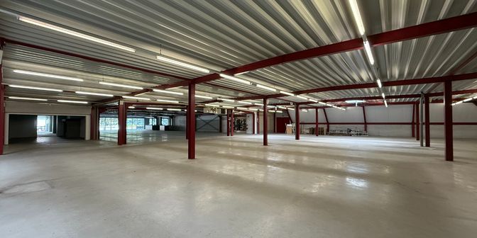 Bedrijfsvastgoed te huur in Enclus du haut 41, 7750 Orroir