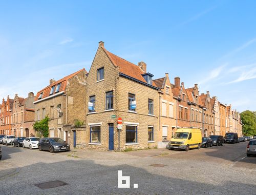                                         Maison à vendre à Brugge, € 330.000
