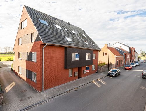                                         Appartement te koop in Sint-Laureins, € 290.000
