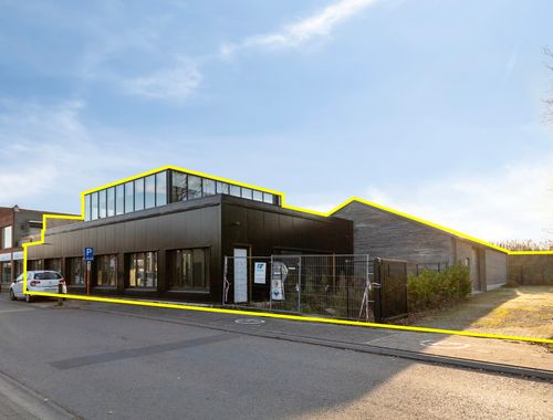                                         Usage mixte à vendre à Kruibeke, € 853.000
