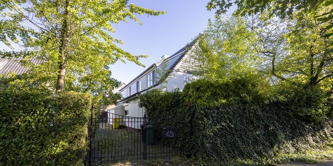 Maison à vendre à Eugenio Pacellilaan 45, 2650 Edegem