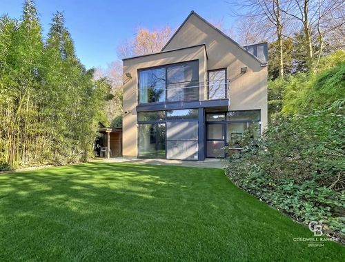                                         Villa te koop in Ukkel, € 1.350.000
