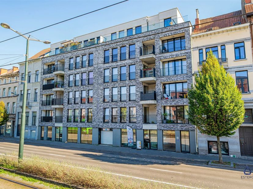 Appartement te koop in Nieuwpoortlaan 19 bus 4.3,
                    1000 Brussel