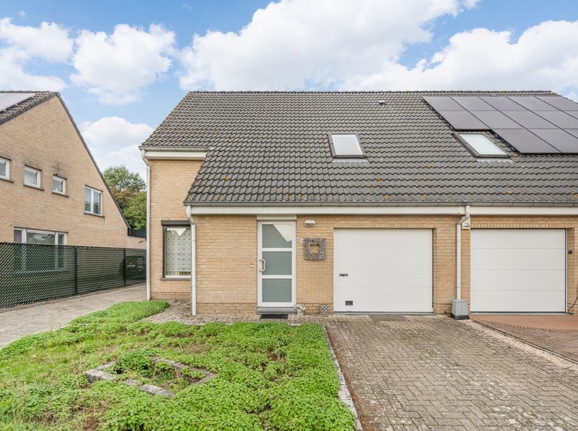 Huis te koop in Bosbesstraat 59,
                    2260 Westerlo