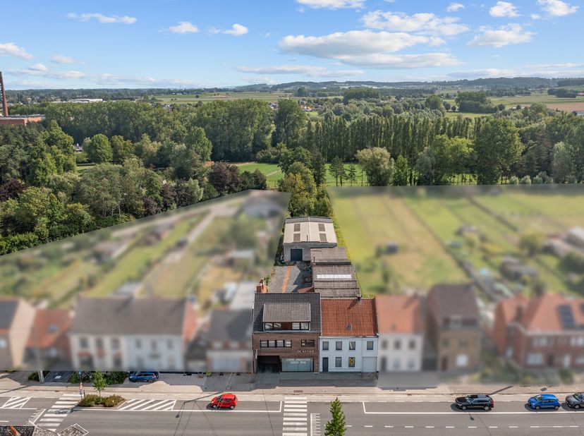 Op een rustig gelegen terrein van ca. 2.444 m² bevindt zich een veelzijdige opbrengsteigendom met bedrijfsruimte, bestaande uit een combinatie van woo