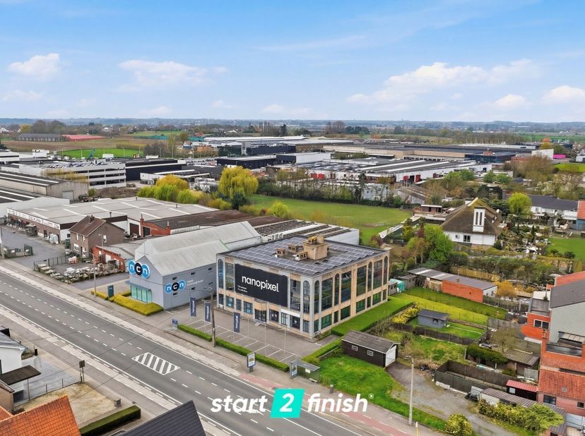 Bien professionnel à vendre
                    à 8800 Rumbeke