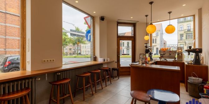 Bedrijfsvastgoed over te nemen in Jan Frans Willemsstraat 1, 9000 Gent