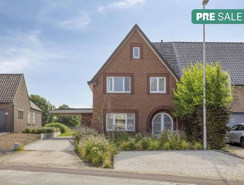                                         Woning te koop in Donk, € 349.000
