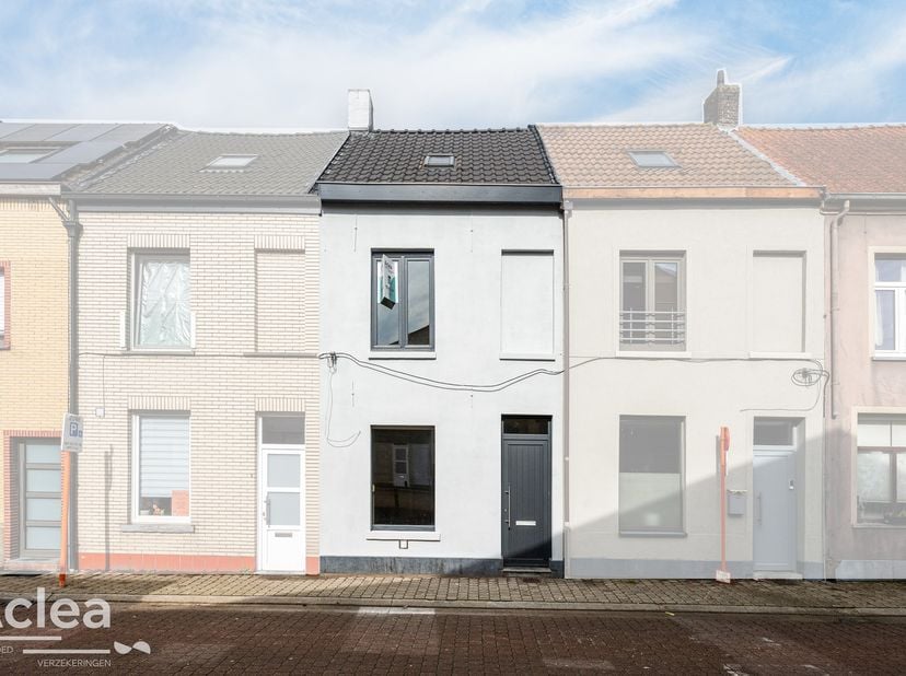 Huis te koop in Zuidmoerstraat 6,
                    9900 Eeklo