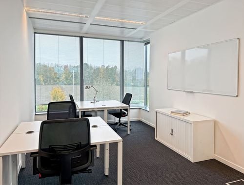                                         Bureaux à louer à Braine-l'Alleud, € 509
