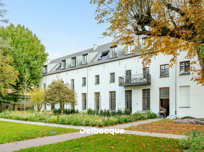 Appartement à vendre à Hugo Losschaertstraat 10 boîte 2.01,
                    8000 Brugge